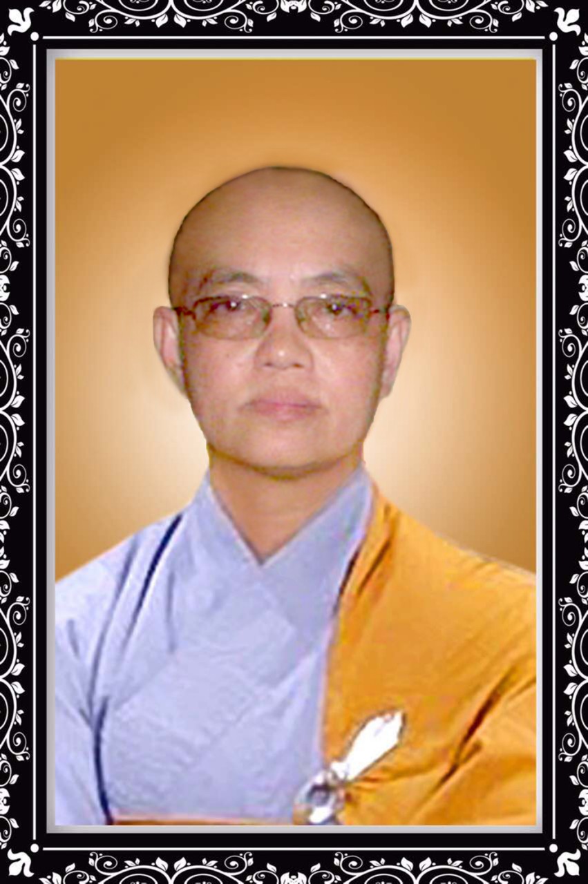 Huệ Chiếu Đông Tây – Hạnh Soi Muôn Thuở