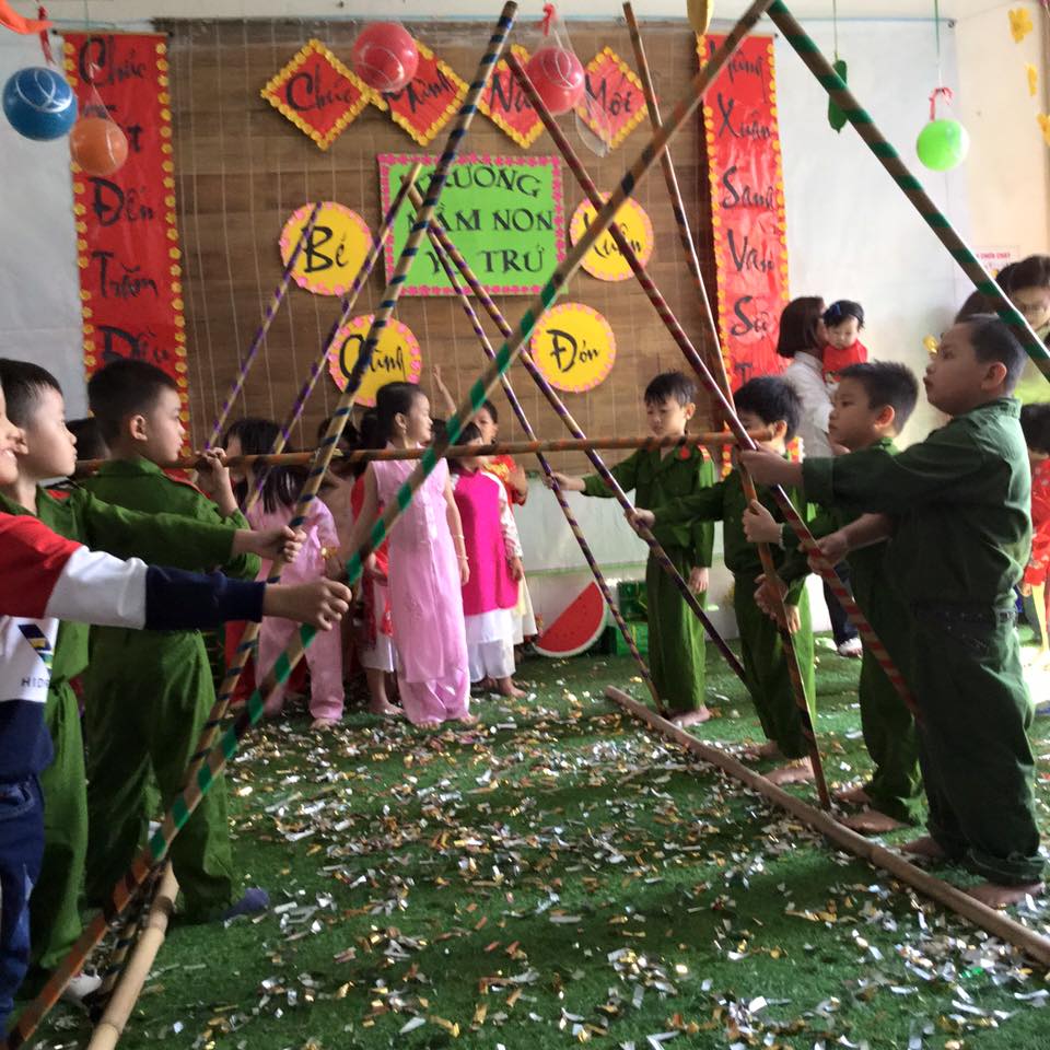 Hội chợ Xuân Yêu thương qua lăng kính của các bé Trường Mầm Non Võ Trứ