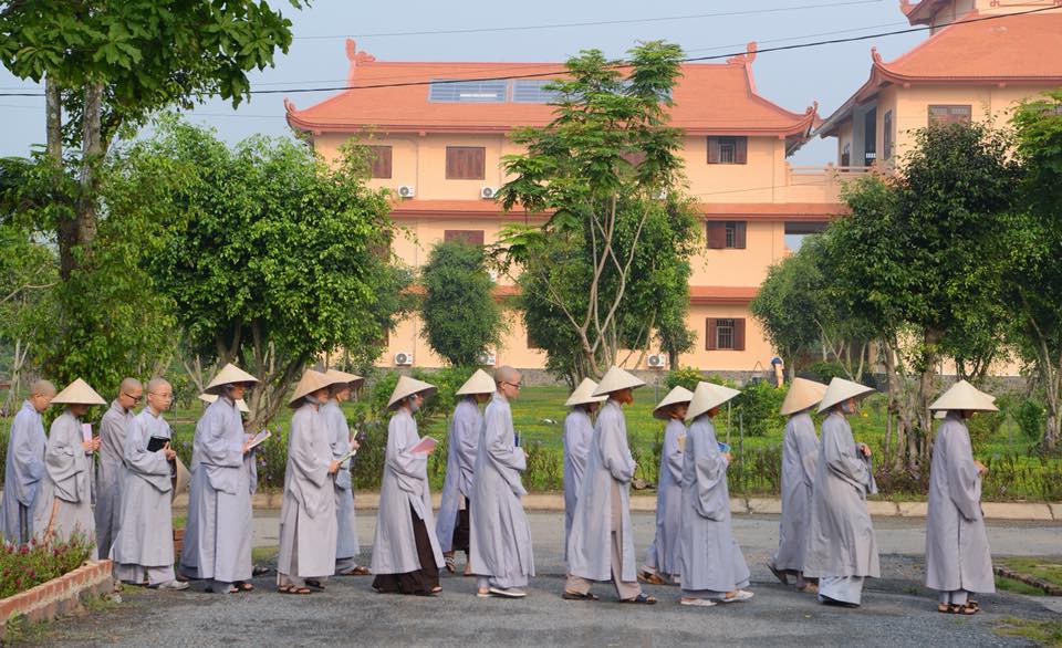 TT. Thích Nhật Từ giảng pháp ở Học viện Phật giáo VN tại TP. HCM