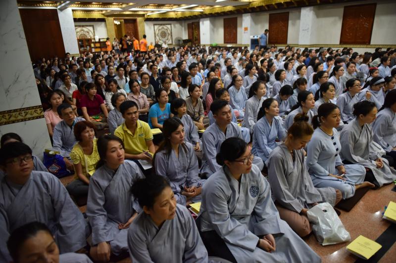 LỄ QUY Y TAM BẢO CHO HƠN 400 PHẬT TỬ MỚI TRONG NGÀY PHẬT THÀNH ĐẠO TẠI CHÙA GIÁC NGỘ, NGÀY 24/1/2018(8/12 Đinh Dậu)