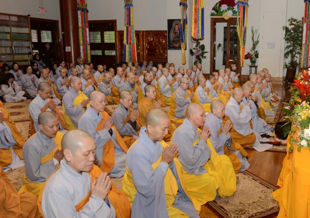 Lễ Thắp Nến Tưởng Niệm Sư Bà Toạ Chủ Chùa Đức Viên, San Jose, Hoa Kỳ