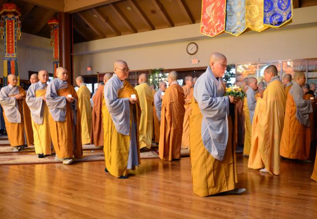 Lễ Thắp Nến Tưởng Niệm Sư Bà Toạ Chủ Chùa Đức Viên, San Jose, Hoa Kỳ