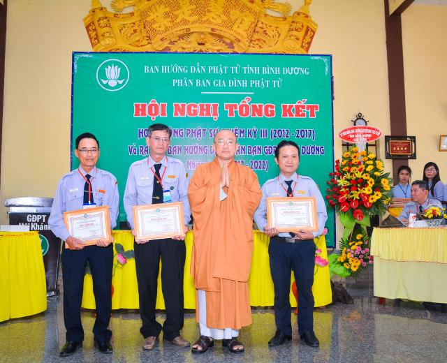 Bình Dương: Hội nghị tổng kết Phật sự nhiệm kỳ III và ra mắt Ban Hướng Dẫn Phân Ban GĐPT nhiệm kỳ mới.