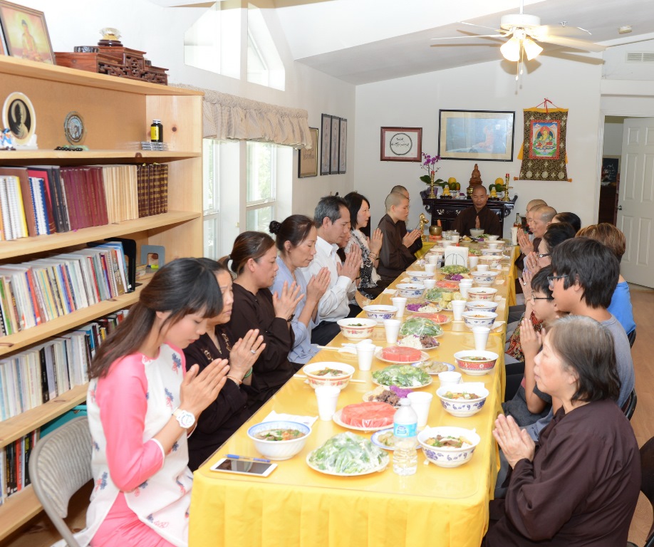 Trung tâm tu học Phổ Trí tại thành phố Vacaville, bang California, Hoa Kỳ