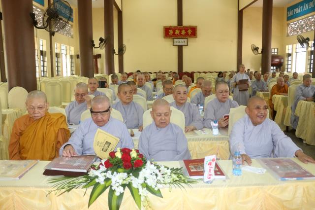 Bình Dương: Tổng kết Công tác Phật sự  Phân Ban Ni giới tỉnh và Ban Từ Thiện năm 2017.