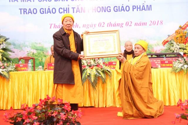 Thái Bình: Phật giáo Thái Bình tổng kết Phật sự, trao giáo chỉ tấn phong
