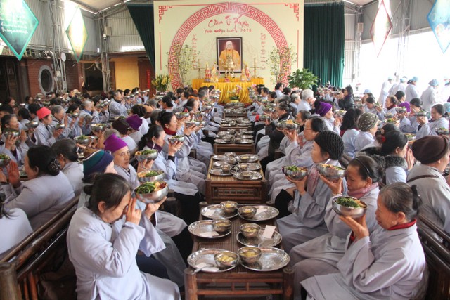Thái Bình: Lễ cầu an đầu năm Mậu Tuất tại chùa Từ Xuyên
