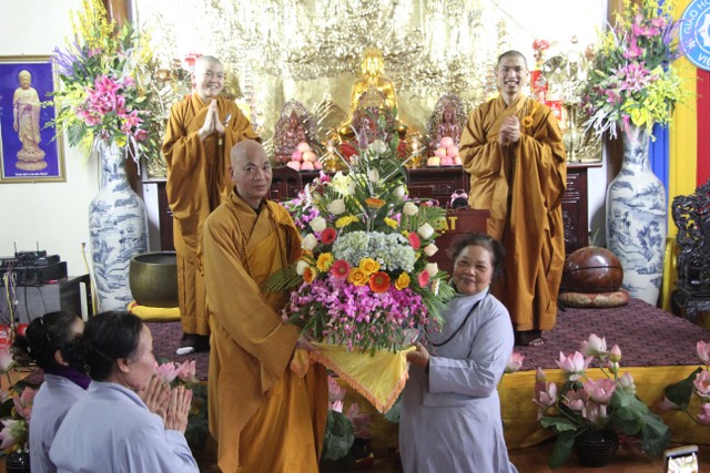 Thái Bình: Lễ cầu an đầu năm Mậu Tuất tại chùa Từ Xuyên