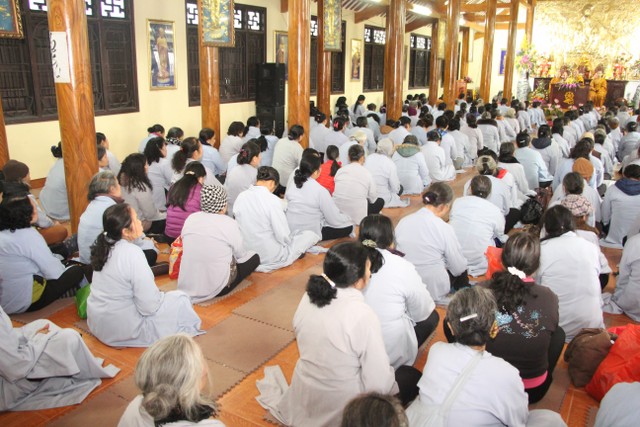 Thái Bình: Lễ cầu an đầu năm Mậu Tuất tại chùa Từ Xuyên