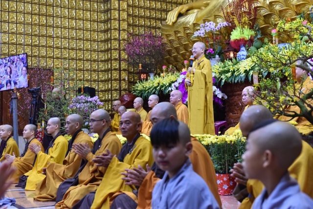 Chùa Giác Ngộ: Nhộn nhịp đêm giao thừa xuân Mậu Tuất 2018