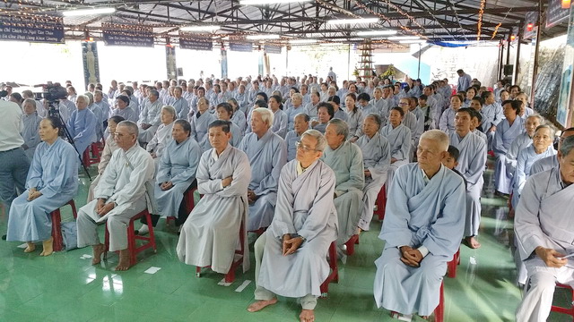 Đạo tràng niệm Phật chùa Linh Sơn Pháp Ấn tổng kết cuối năm