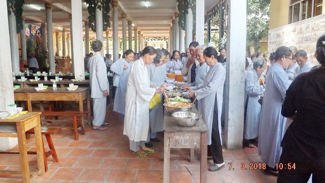 Khóa tu Bát quan trai đầu năm tại chùa Lộc Thọ.