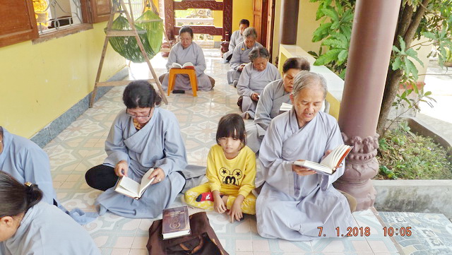 Chùa Long Thạnh: Khóa tu Bát quan trai cuối năm Đinh Dậu