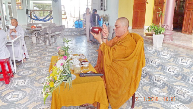 Chùa Long Thạnh: Khóa tu Bát quan trai cuối năm Đinh Dậu