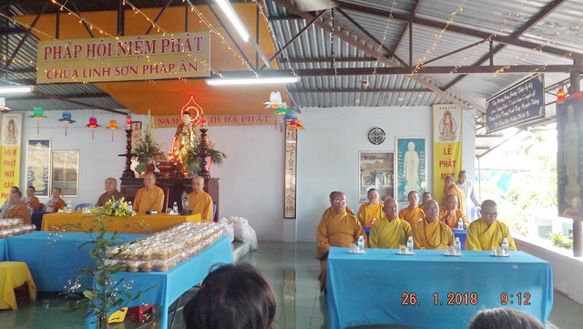 Đạo tràng niệm Phật chùa Linh Sơn Pháp Ấn tổng kết cuối năm