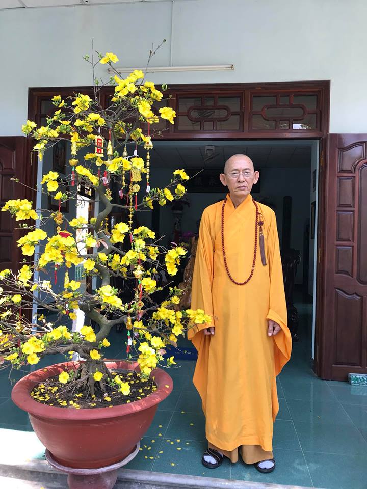 Khánh Hòa: Thời khắc thiêng liêng chùa Thơ Sắc tứ Minh Thiện đón giao thừa