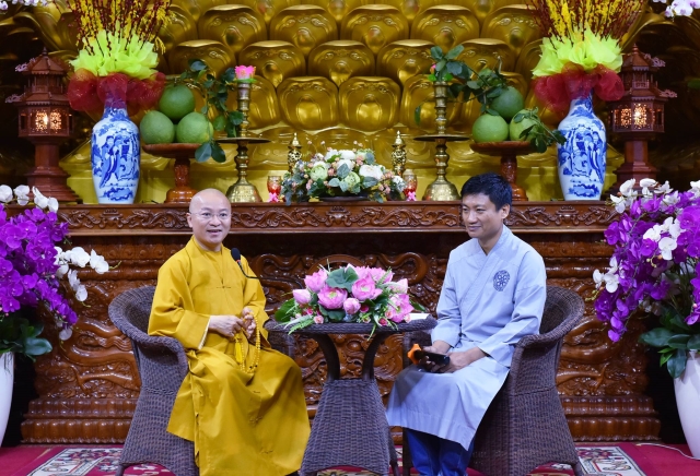 Góc Nhìn Phật Giáo Kỳ 17: Những điều phản cảm và mê tín trong các lễ hội đầu năm