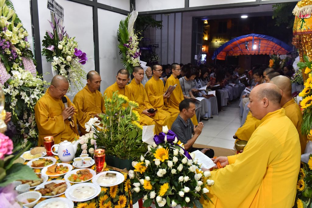 Hướng Dương Ngời Sáng Thiên Thu