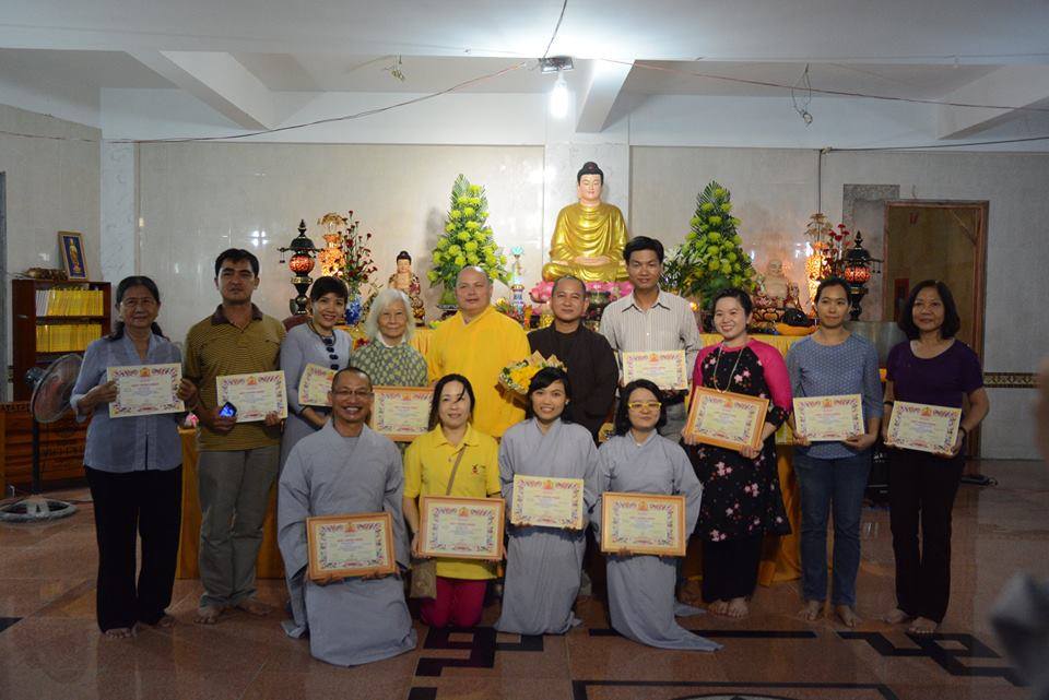 Tự tại tùy duyên