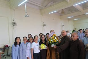Tự tại tùy duyên