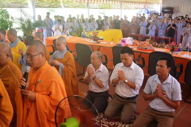 Vĩnh Phúc: Trang nghiêm Lễ Tắm Phật tại chùa Thanh Sơn