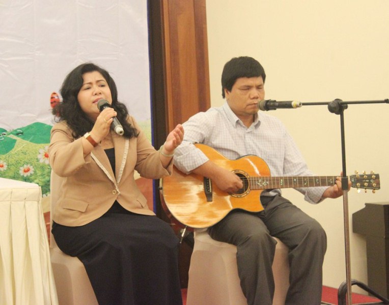 Hướng Dương Ngời Sáng Thiên Thu