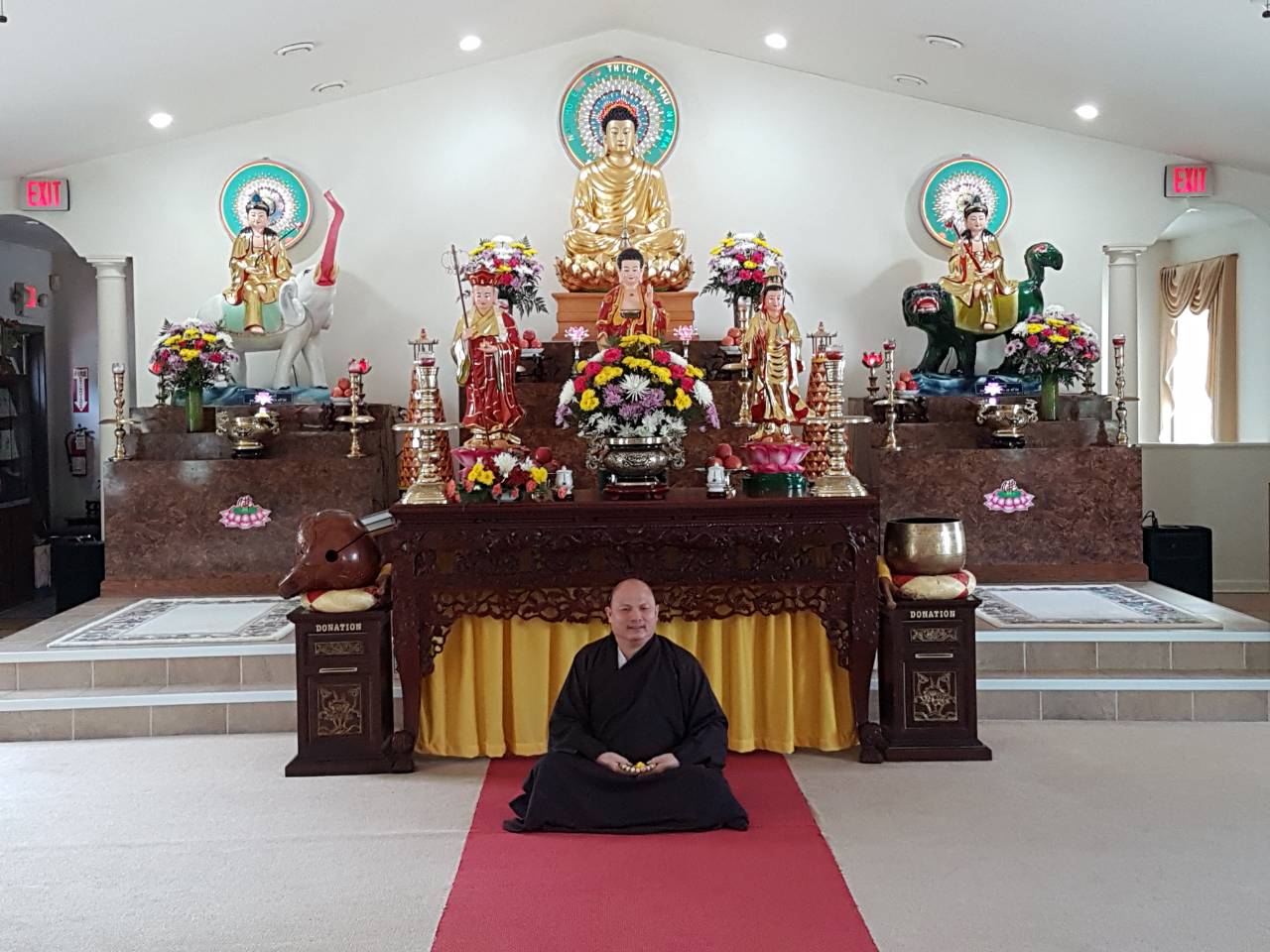 Tự tại tùy duyên