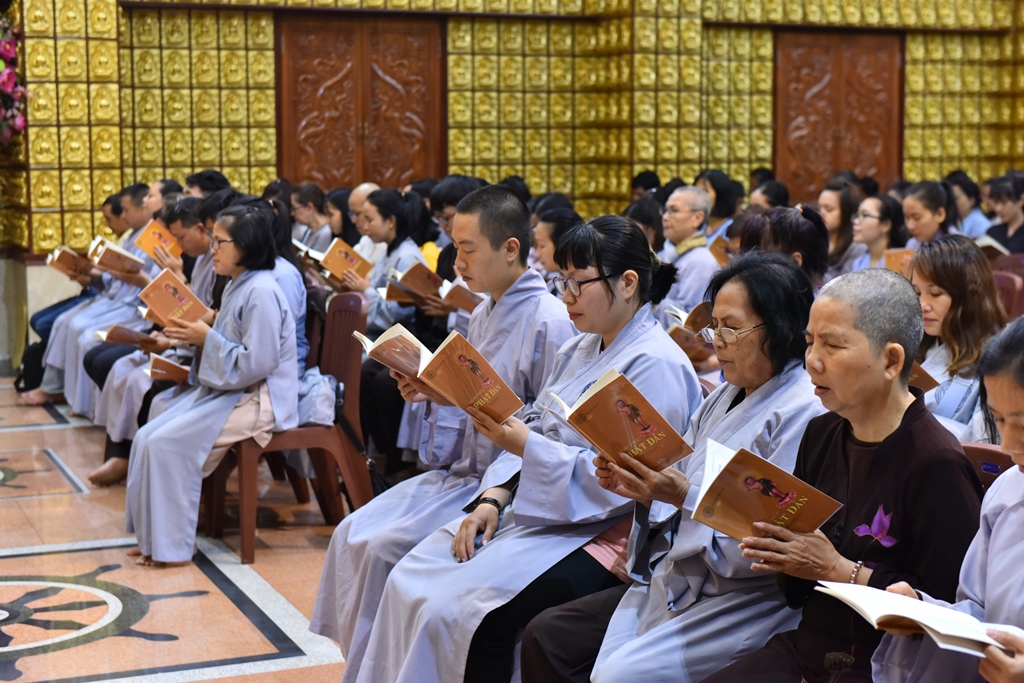 Chùa Giác Ngộ: Ngày tu học mừng ngày đản sinh của Đức Phật(29-05-2018)