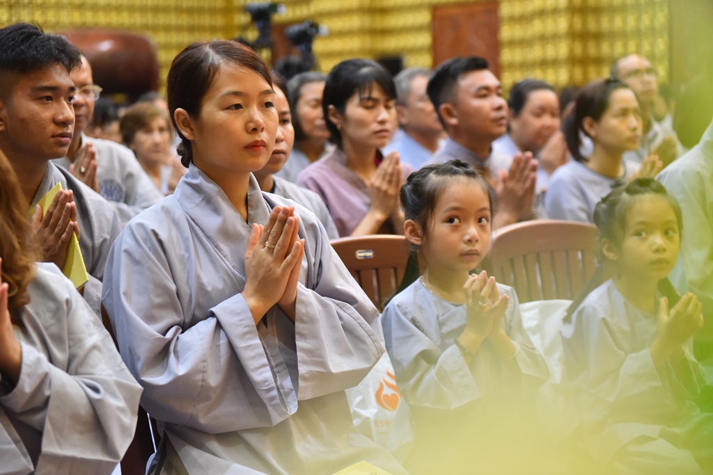 Chùa Giác Ngộ: Lễ quy y Tam Bảo nhân đại lễ Phật đản Phật lịch 2562 (28-05-2018)