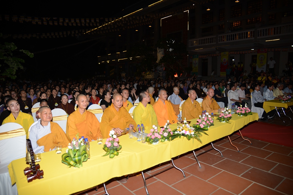 Trang Nghiêm Đại Lễ Phật Đản PL. 2562  Tại Tỉnh Điện Biên