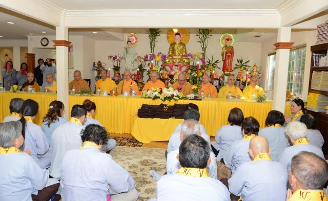 Lễ thọ giới Bồ Tát tại gia tại Quan Âm Tịnh Xá,San Jose,Hoa Kỳ