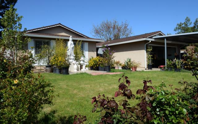 Phái đoàn hoằng pháp Châu Âu đến thăm và giảng pháp tại chùa Thanh Lương Sacramento