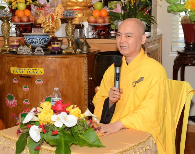 Phái đoàn hoằng pháp Châu Âu đến thăm và giảng pháp tại chùa Thanh Lương Sacramento