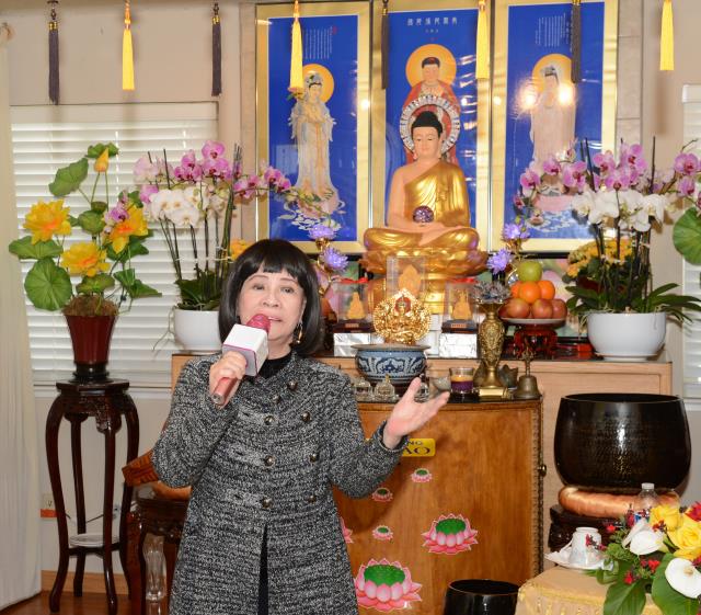 Phái đoàn hoằng pháp Châu Âu đến thăm và giảng pháp tại chùa Thanh Lương Sacramento
