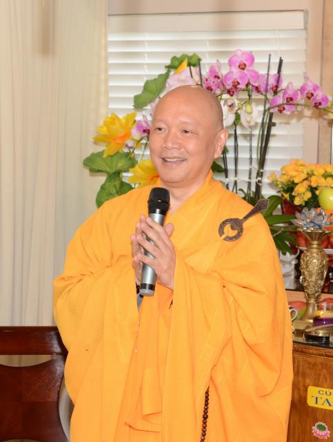 Phái đoàn hoằng pháp Châu Âu đến thăm và giảng pháp tại chùa Thanh Lương Sacramento