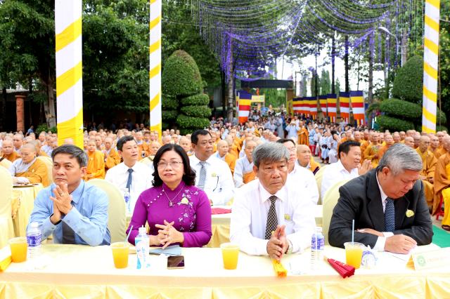 PG Bình Dương: Chào mừng Đại lễ Phật đản PL.2562 – DL.2018