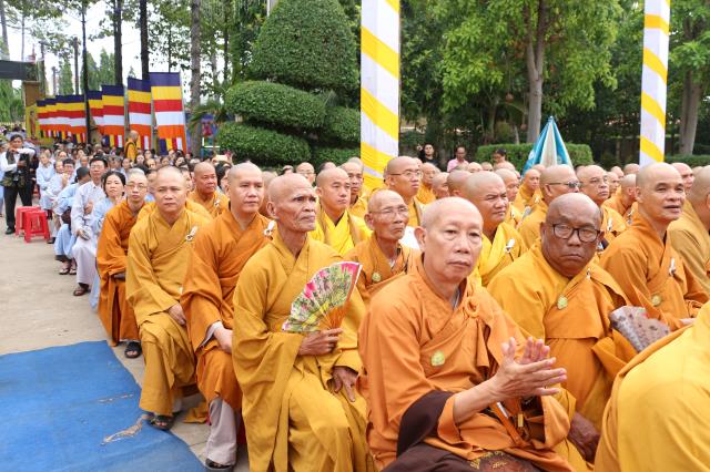 PG Bình Dương: Chào mừng Đại lễ Phật đản PL.2562 – DL.2018