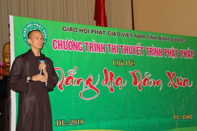 Chùm ảnh: Trường TCPH Bình Dương Thuyết trình giáo lý đón mừng ngày Phật Đản sinh.