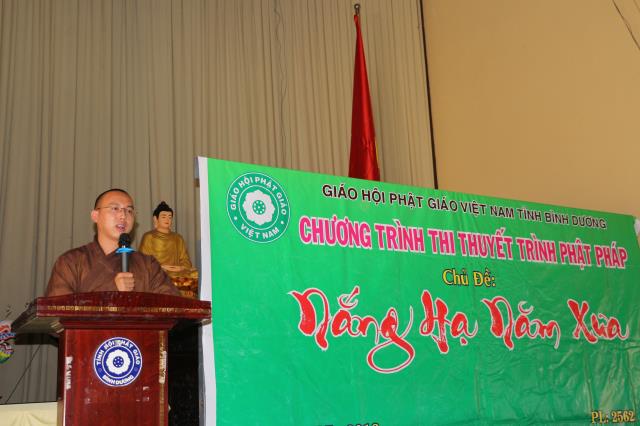 Chùm ảnh: Trường TCPH Bình Dương Thuyết trình giáo lý đón mừng ngày Phật Đản sinh.