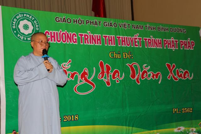 Chùm ảnh: Trường TCPH Bình Dương Thuyết trình giáo lý đón mừng ngày Phật Đản sinh.