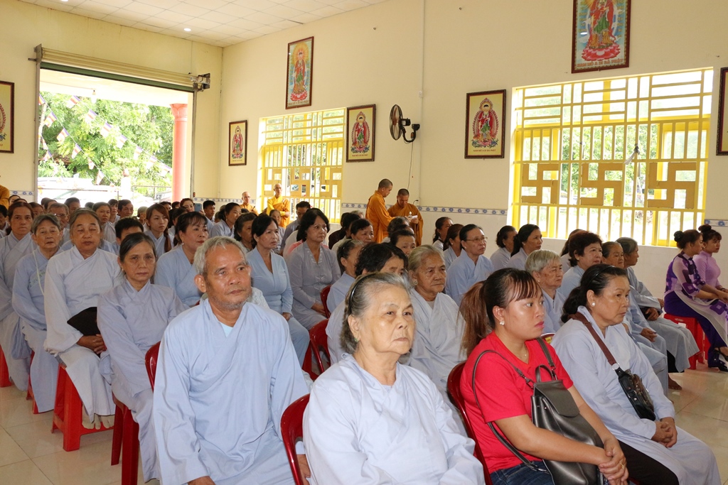 Bình Dương: Đại lễ Phật Đản của BTS GHPGVN thị xã Bến Cát