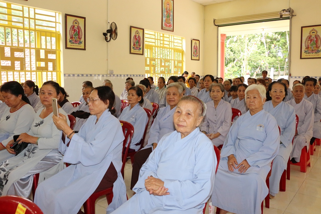 Bình Dương: Đại lễ Phật Đản của BTS GHPGVN thị xã Bến Cát