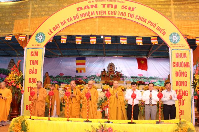 Bình Dương: Đặt đá xây dựng và bổ nhiệm Viện Chủ, Trụ trì chùa Phổ Hiền.
