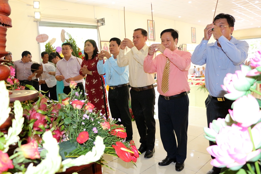 Bình Dương: Đại lễ Phật Đản của BTS GHPGVN thị xã Bến Cát