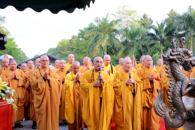 Đại Lễ Trai Đàn Chẩn Tế Cầu Siêu Tiết Thanh Minh.