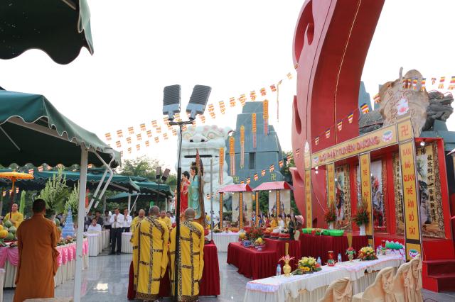 Đại Lễ Trai Đàn Chẩn Tế Cầu Siêu Tiết Thanh Minh.