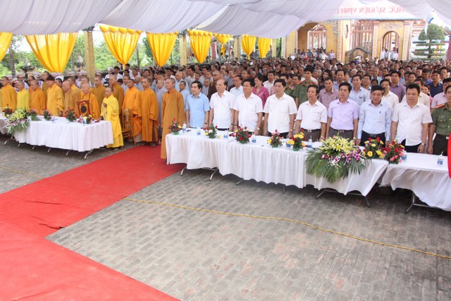 Thái Bình: Chùa Phúc Minh tổ chức Phật đản, thượng lương Chính điện