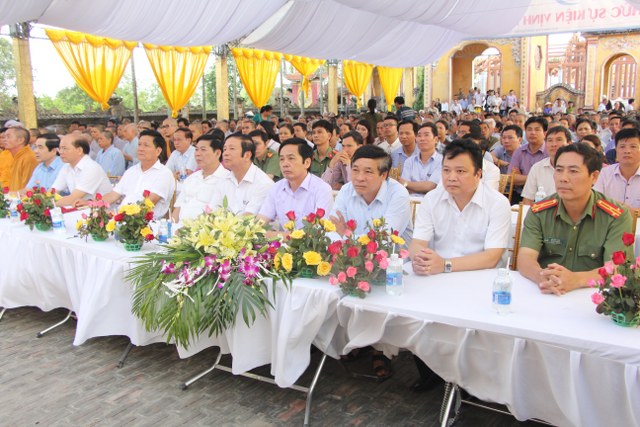 Thái Bình: Chùa Phúc Minh tổ chức Phật đản, thượng lương Chính điện