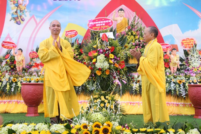 Thái Bình: Phật giáo huyện Thái Thụy mừng Đại lễ Phật đản
