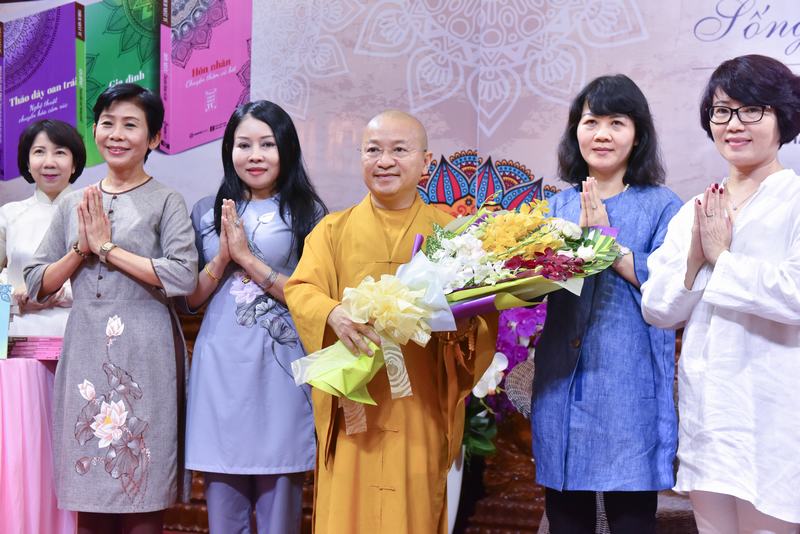 Buổi tọa đàm “Sống như nhân duyên” ra mắt sách của TT. Thích Nhật Từ